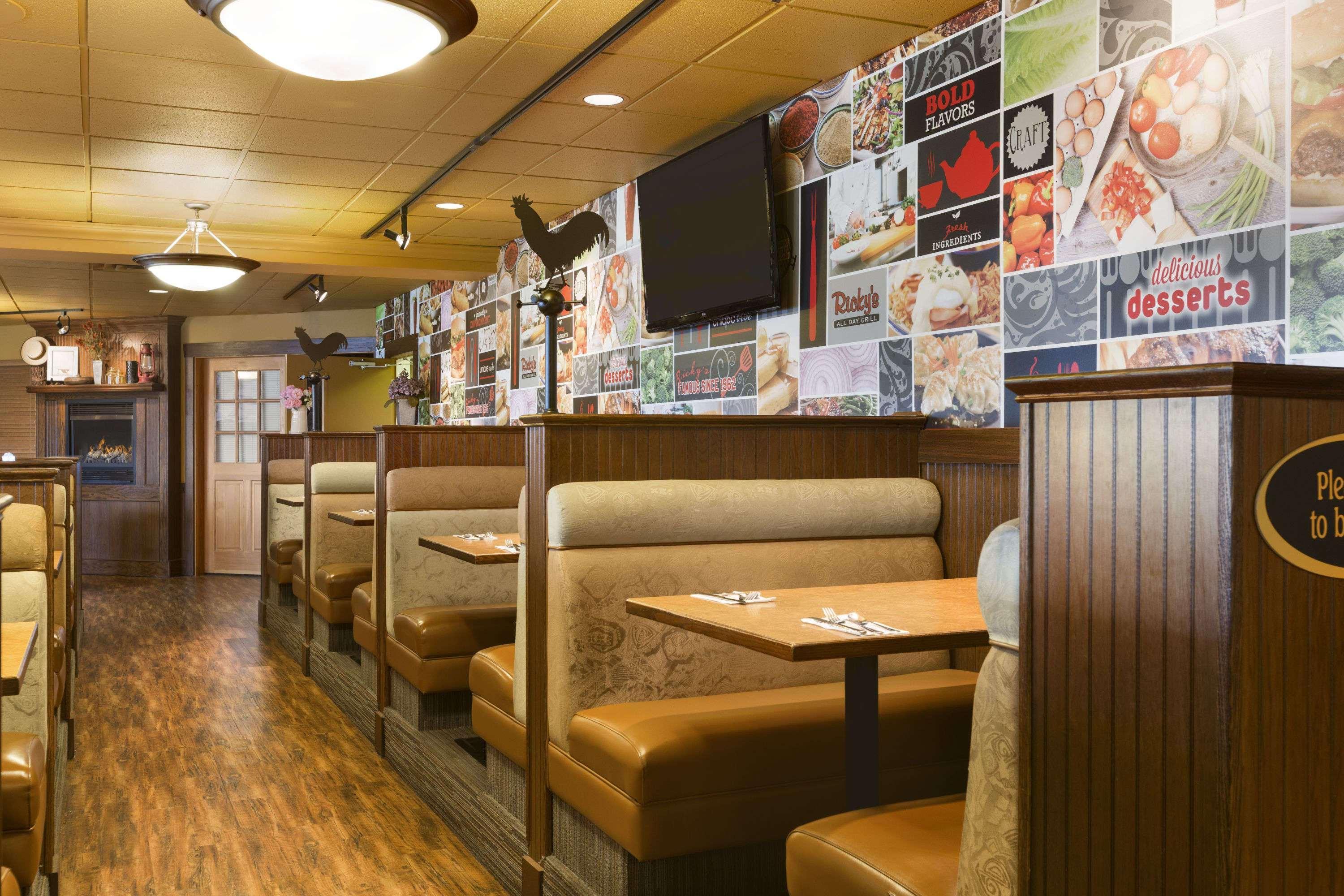 Days Inn By Wyndham Nanaïmo Extérieur photo
