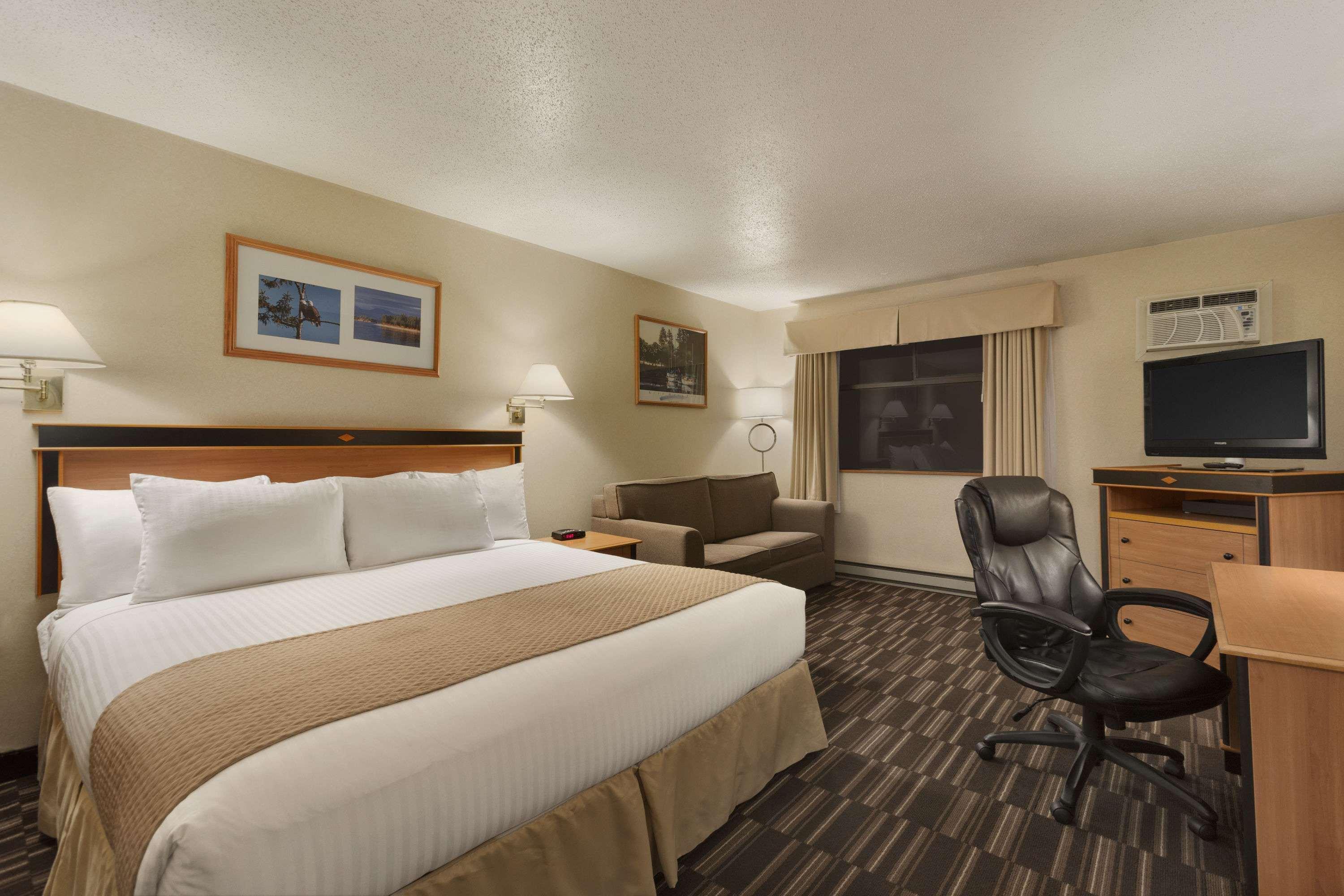 Days Inn By Wyndham Nanaïmo Extérieur photo